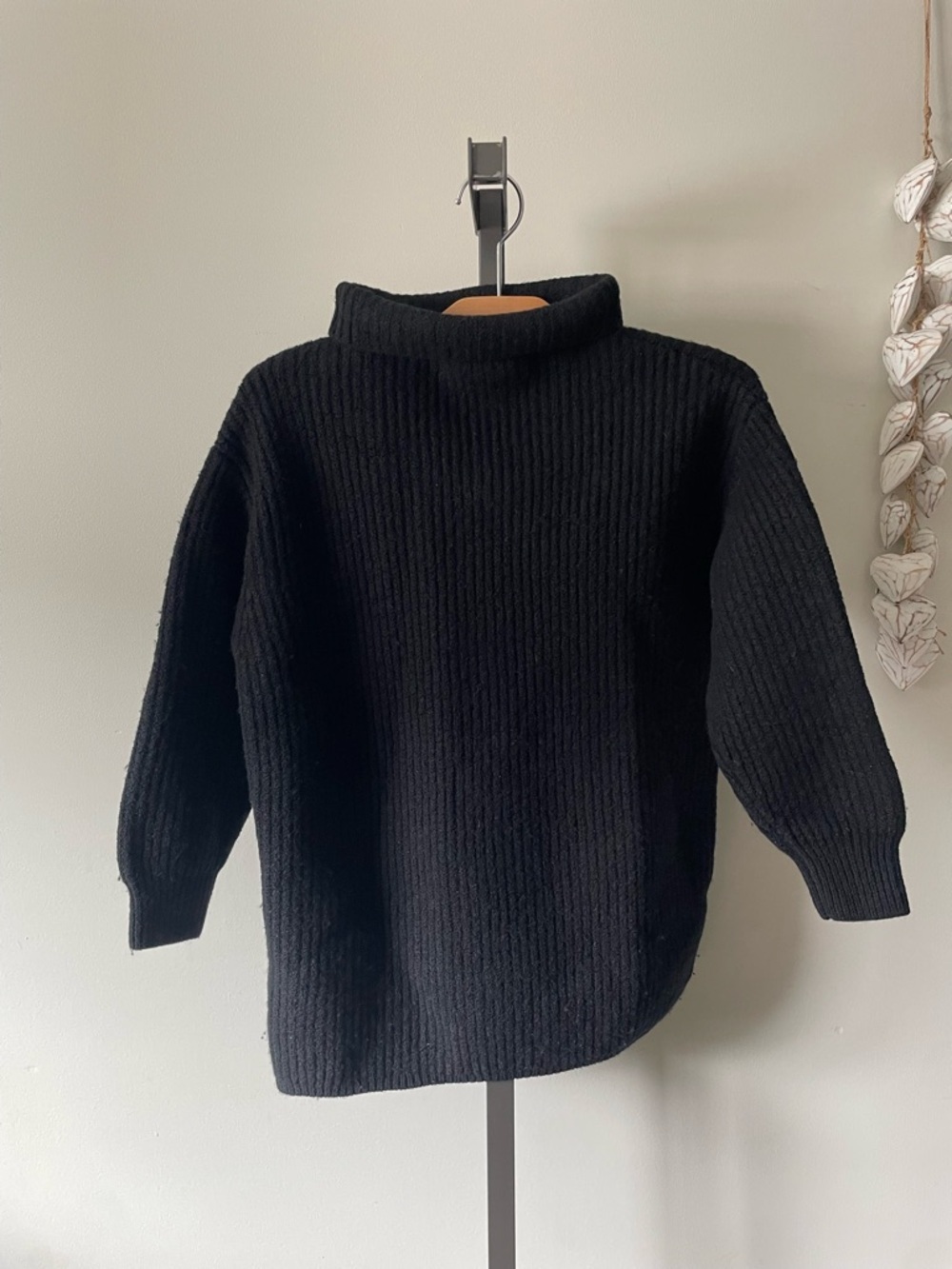 Wilfred 100% Merino Wool Chunky Knit Ribbed Turtleneck Sweater Medium